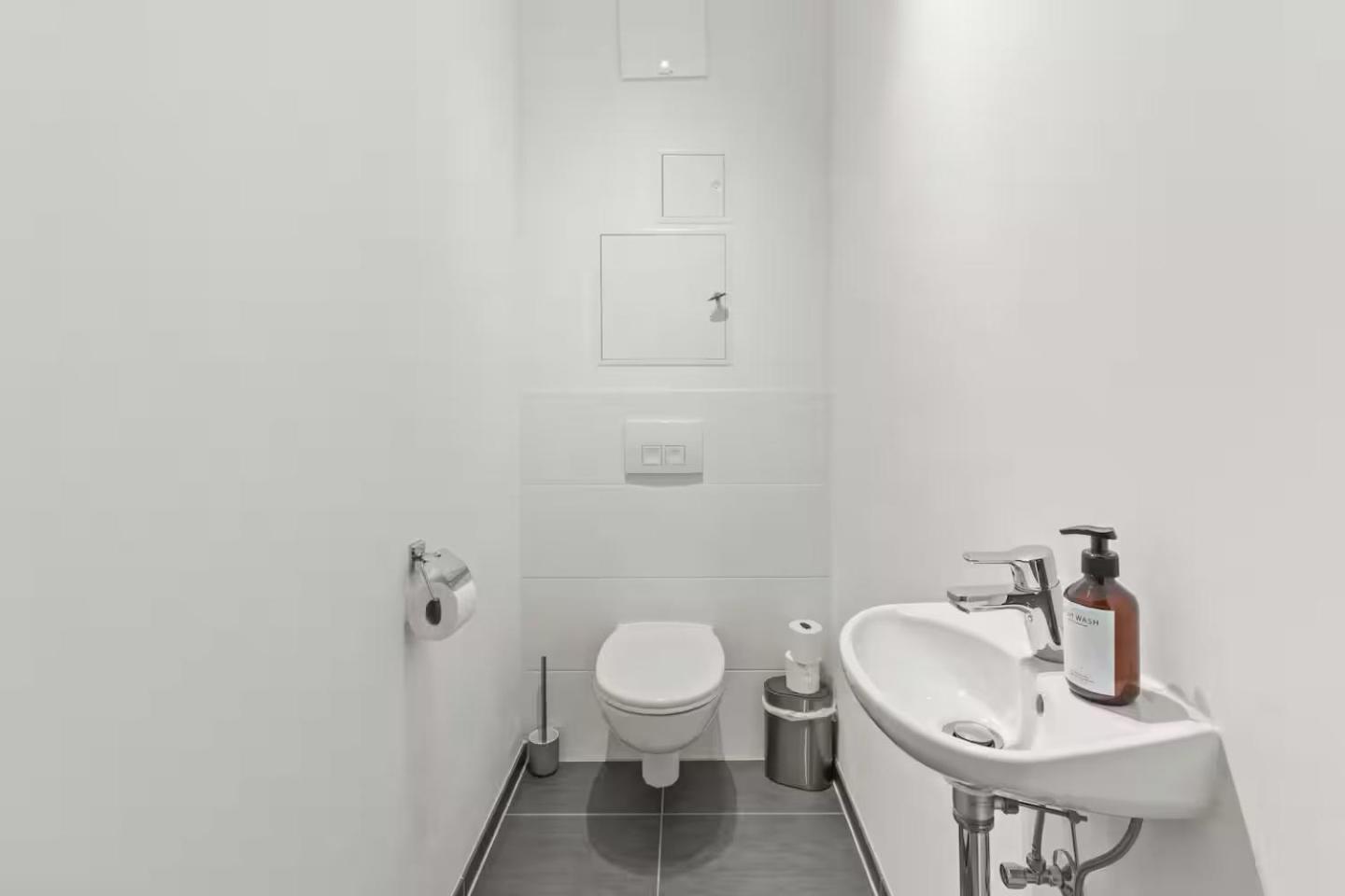 Fast Wifi - 3 Min Walk To Metro - On-site Parking For 19,90 Eur Wenen