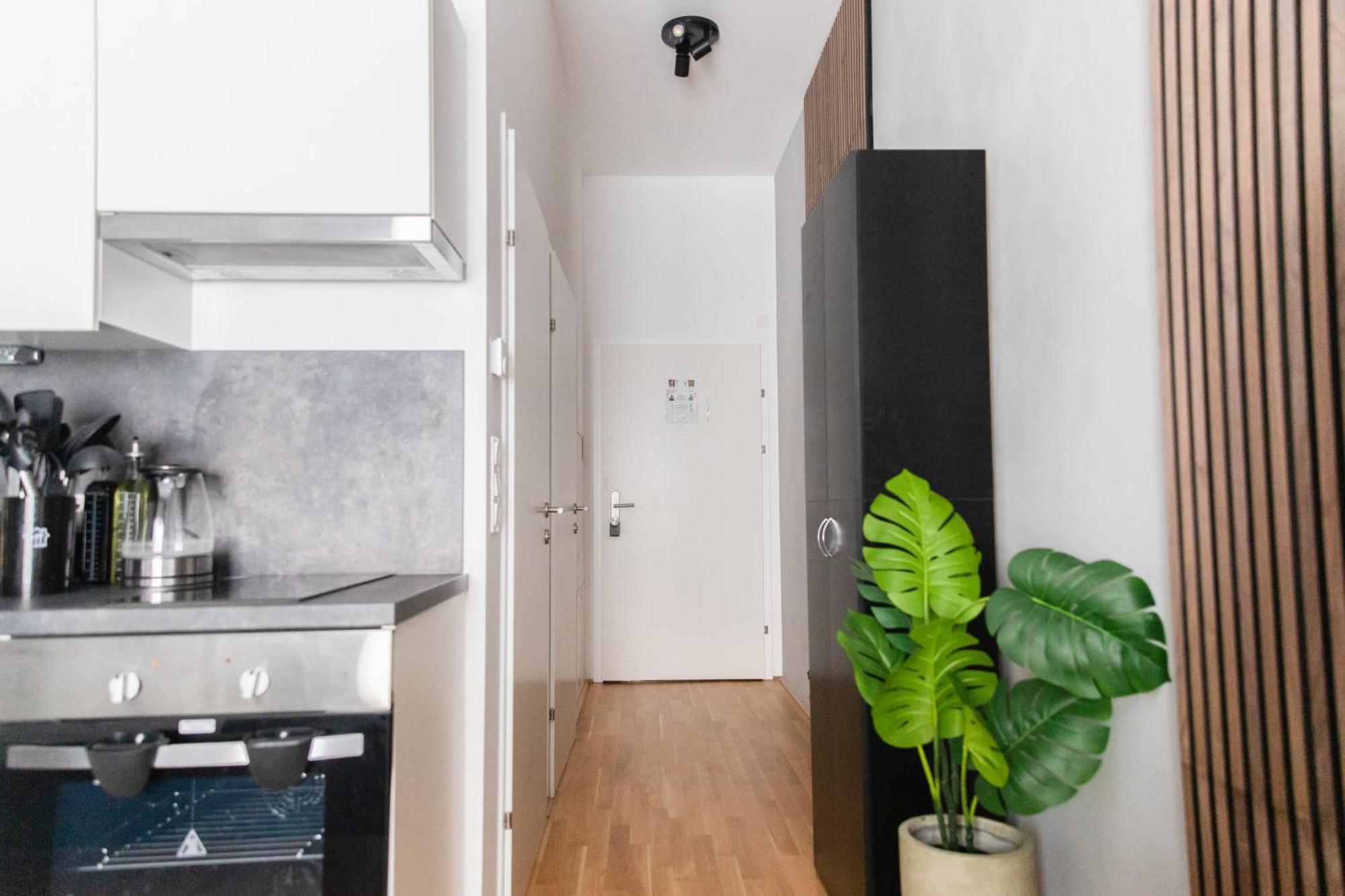Fast Wifi - 3 Min Walk To Metro - On-site Parking For 19,90 Eur Appartement *